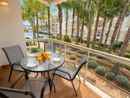 Appartement 69m² avec terrasse couverte à Denia : photo 1