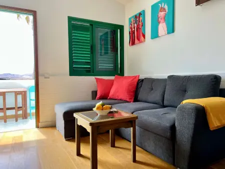Apartamento La Concha, vue montagne à 60 m de la plage : photo 8