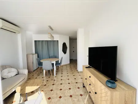 Appartement 45 m de la plage à Roses, centre-ville : photo 3