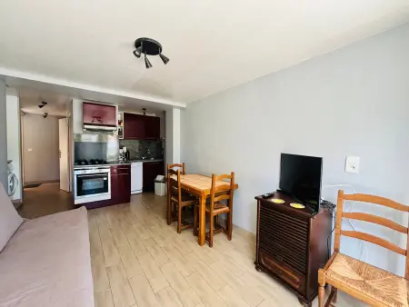 T2 35 m² en rez-de-chaussée à 400 m de la plage : photo 3