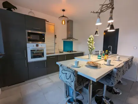 Gîte 6 pers., 4 chambres, cour fermée à Jarnac : photo 6