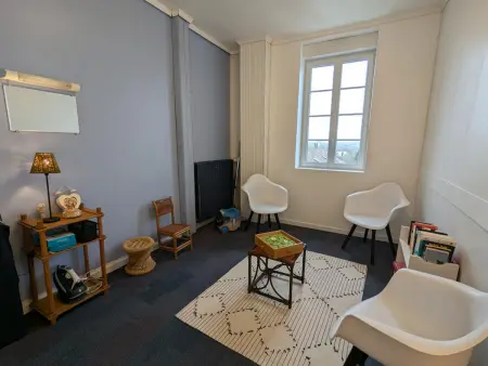 Gîte 6 pers., 4 chambres, cour fermée à Jarnac : photo 16