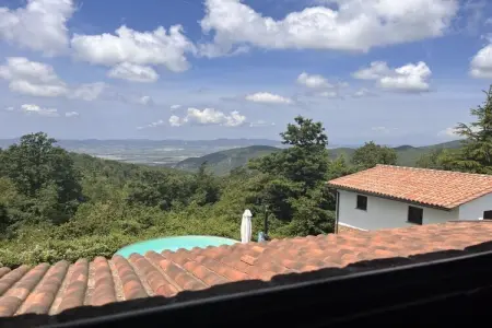 Maison en pierre du XVIe siècle à Castellina Marittima