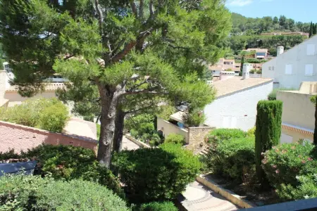 Appartement rénové 62 m² avec balcon à Saint-Cyr-sur-Mer : photo 4
