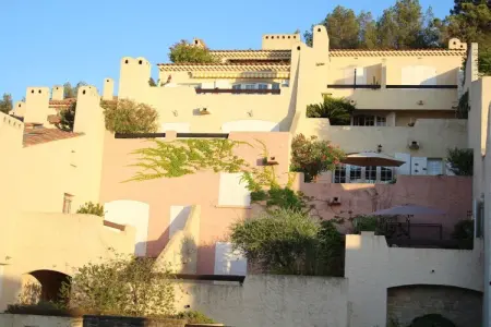 Appartement rénové 62 m² avec balcon à Saint-Cyr-sur-Mer : photo 7