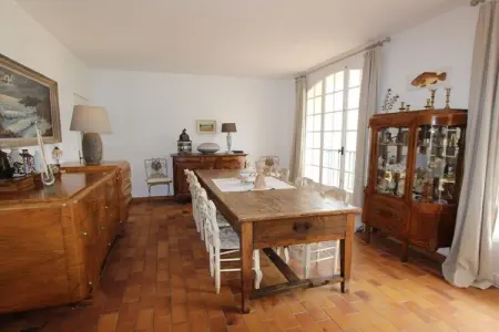 Appartement rénové 62 m² avec balcon à Saint-Cyr-sur-Mer : photo 13