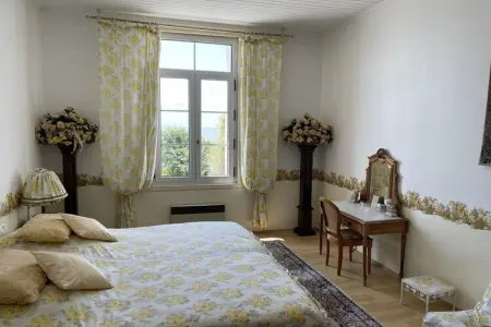 Gîte Roche Batard avec piscine privée à Barzan : photo 9