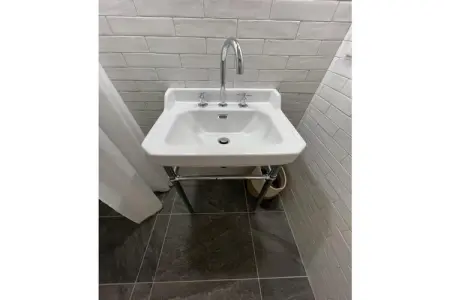 Gîte Roche Batard avec piscine privée à Barzan : photo 11
