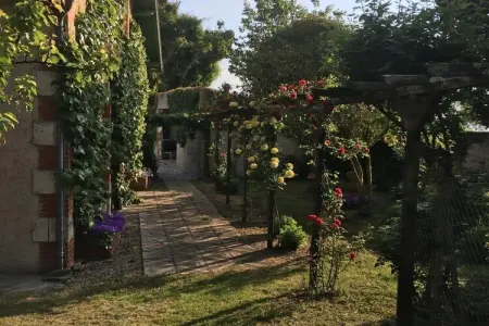 Gîte Roche Batard avec piscine privée à Barzan : photo 15