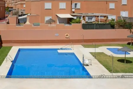 Maison La Biznaguita à Benajarafe, 3 chambres piscine