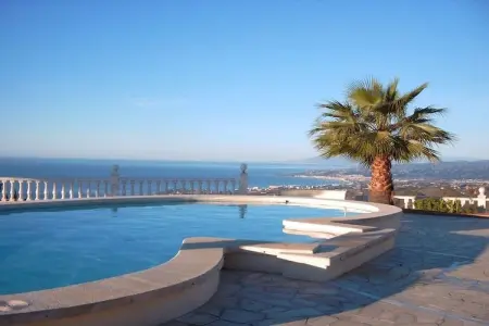 Villa 4 personnes avec piscine chauffée à Torrox : photo 2
