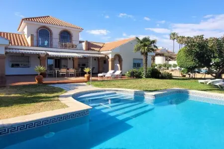 Maison Miramar à Algarrobo, piscine privée et vue mer