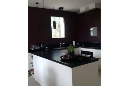 Maison mitoyenne rénovée avec piscine à Cabrières-d'Avignon : photo 12