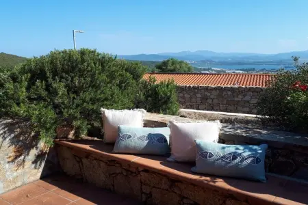 Location maison à Olbia, Maison de vacances à Olbia avec piscine