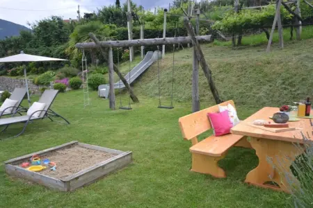 Appartement Abendrot à Kuens, balcon sud avec vue Merano : photo 9