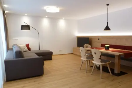 Appartement meublé Sexten, 4 personnes, dernier étage : photo 2