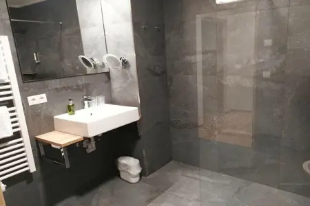 Appartement meublé Sexten, 4 personnes, dernier étage : photo 7