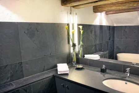 Maison médiévale étroite à Klausen, 100 m² : photo 7