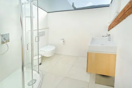 Maison médiévale étroite à Klausen, 100 m² : photo 9
