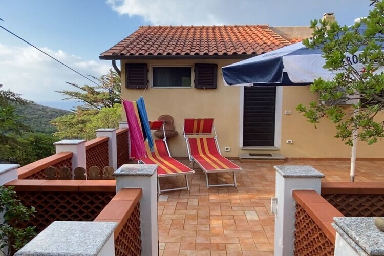 Maison 6 pers. à Capoliveri : jardin de 5000 m² - Photo 3