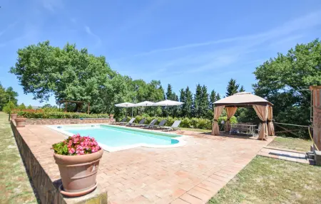 Maison 5 chambres avec piscine privée à Allerona : photo 2