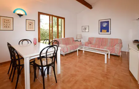 Maison 6 personnes avec piscine et jardin à Prunete : photo 2