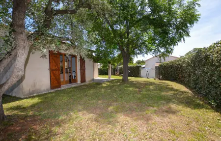 Maison 6 personnes avec piscine et jardin à Prunete : photo 7