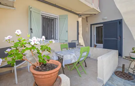 Appartement 23 m² avec terrasse couverte à Bastia : photo 2