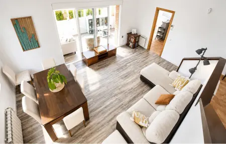 Maison 8 personnes avec piscine privée à Chiva : photo 3