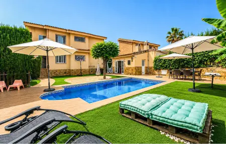 Maison 8 personnes avec piscine privée à Chiva : photo 10