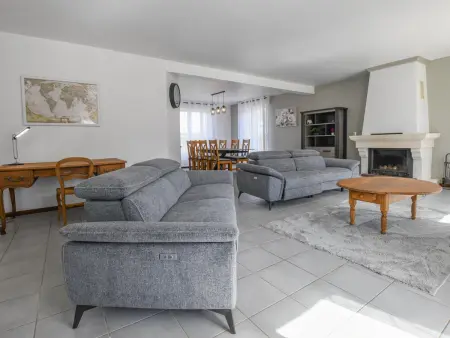 Gîte 10 pers. avec rivière et activités en Pays d'Othe : photo 2