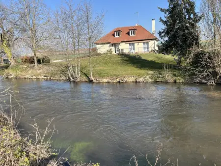 Gîte 10 pers. avec rivière et activités en Pays d'Othe : photo 5