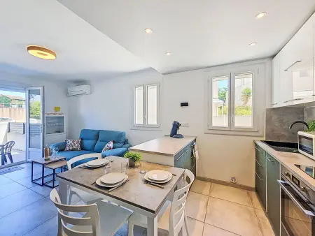 Croix du Sud – Appartement 50m² à 230 m de la plage : photo 2