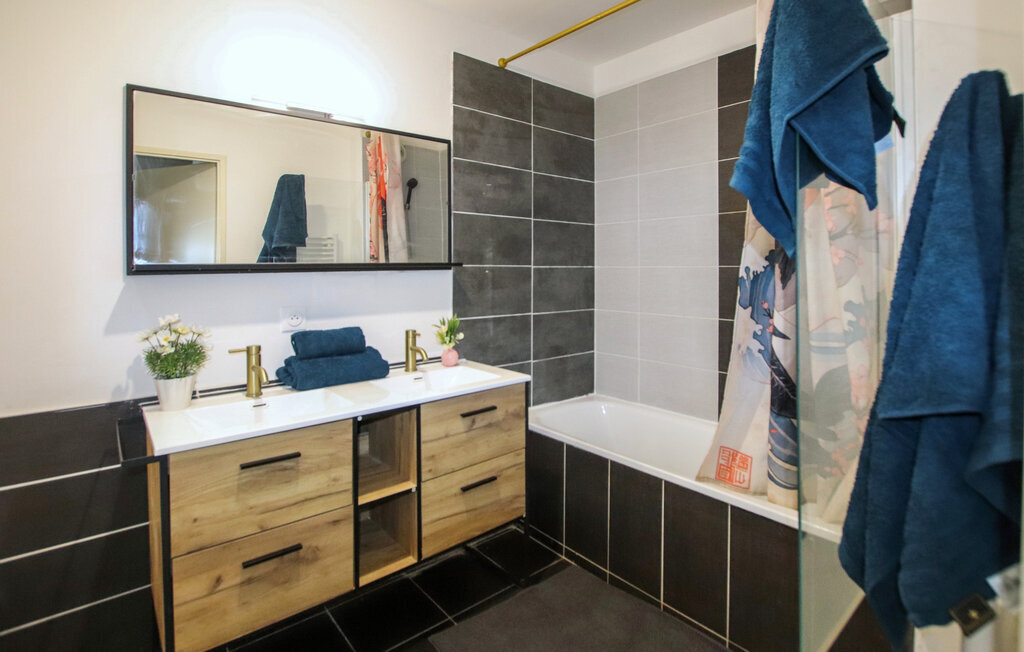 Appartement 64 m² face aux remparts d'Avignon - Photo 10