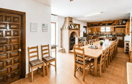 CASA RURAL EL CURA, Maison 18 personnes à Pizarra - Photo 3