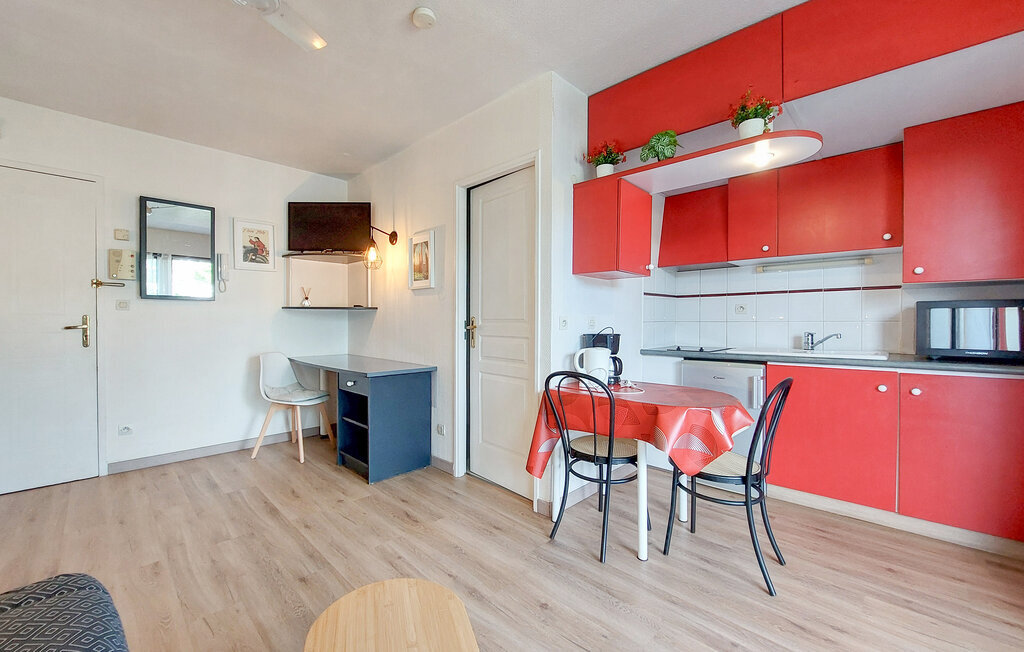 Studio La Rochelle, balcon face mer et piscine - Photo 6