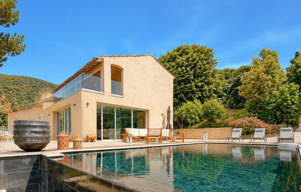 Maison 5 chambres avec piscine à Cavalaire-sur-Mer - Photo 1