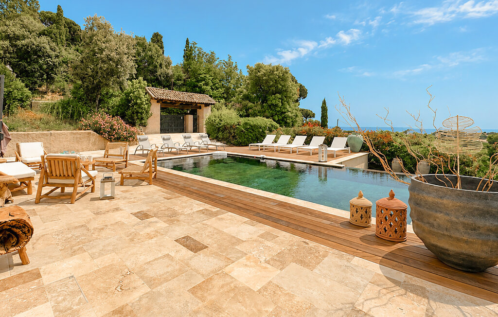 Maison 5 chambres avec piscine à Cavalaire-sur-Mer - Photo 2