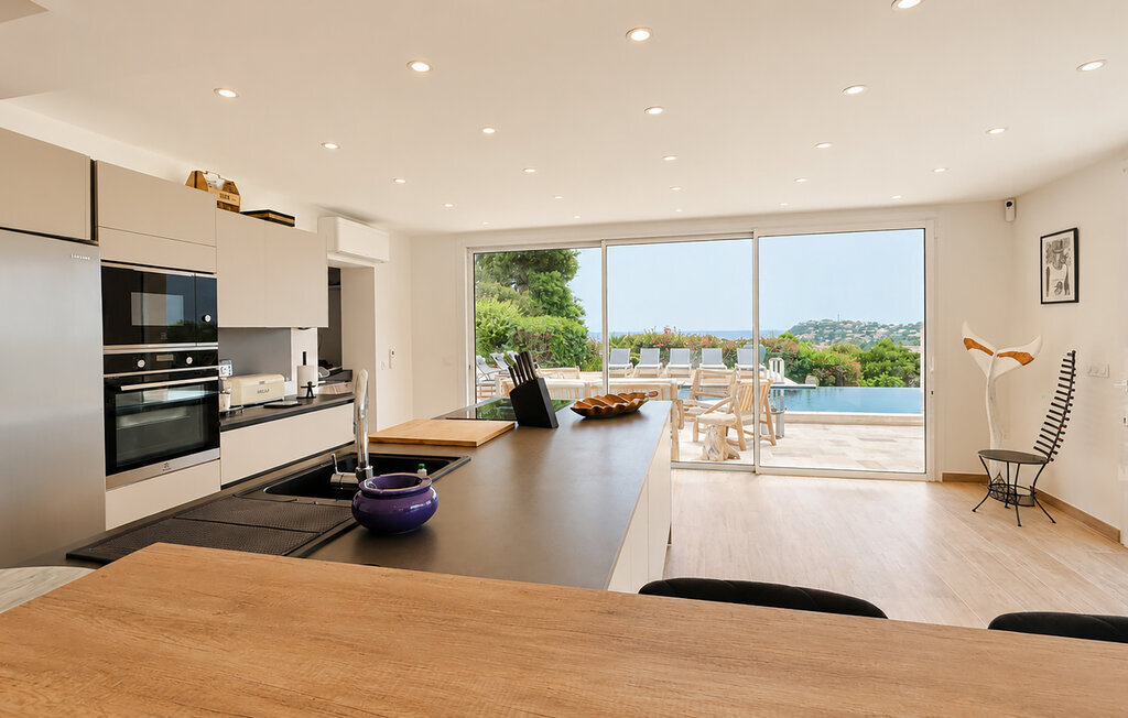 Maison 5 chambres avec piscine à Cavalaire-sur-Mer - Photo 6