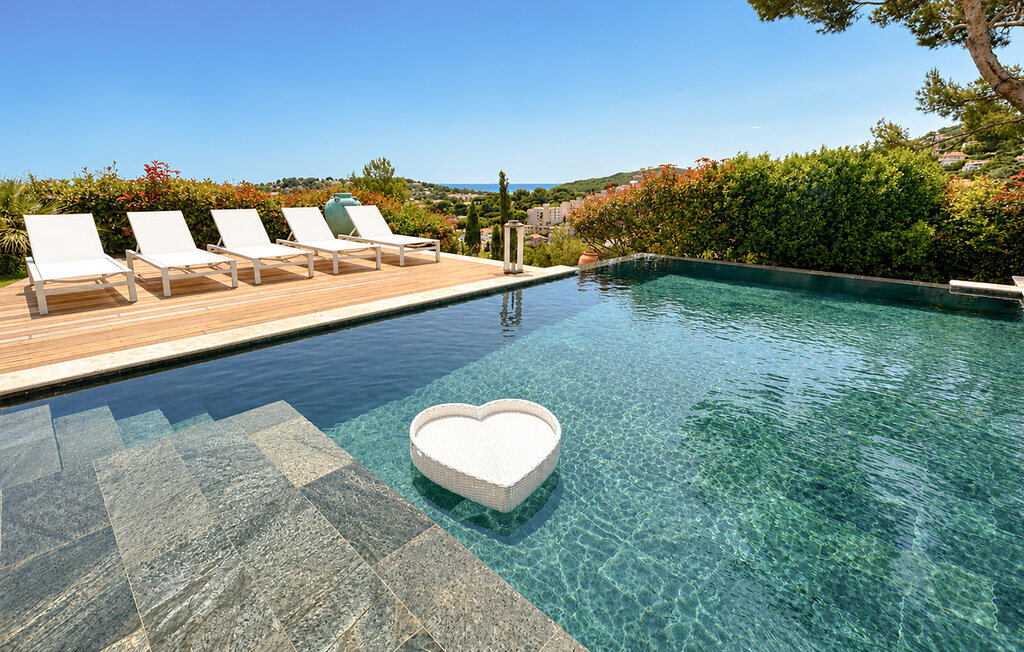 Maison 5 chambres avec piscine à Cavalaire-sur-Mer - Photo 9