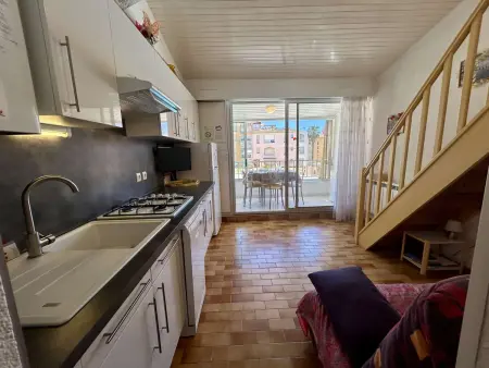 Studio mezzanine centre port Cap d'Agde, 4 pers. : photo 4