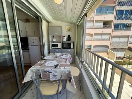 Studio mezzanine centre port Cap d'Agde, 4 pers. : photo 8