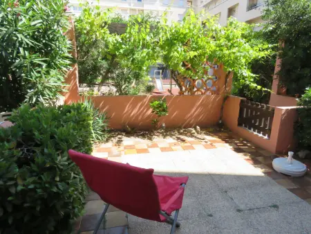 T2 cabine climatisé avec jardin privatif à Sète : photo 1