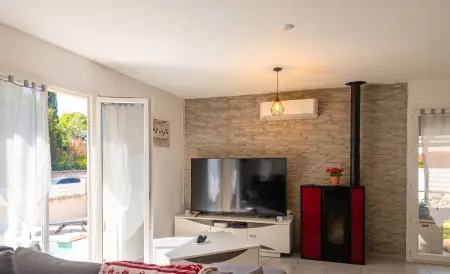 Villa avec piscine privée chauffée à Saint-Geniès-de-Malgoirès : photo 3