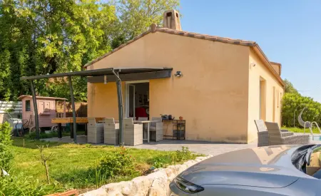 Villa avec piscine privée chauffée à Saint-Geniès-de-Malgoirès : photo 10