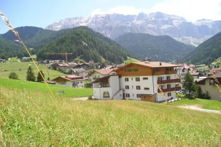 Maison 3 chambres Wolkenstein, terrasse vue montagnes : photo 2