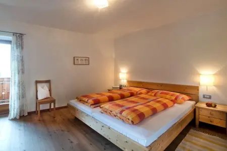 Appartement 42 m² Völs am Schlern, matériaux naturels : photo 15