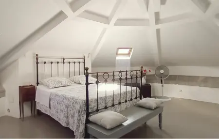 Tour XIXe siècle avec piscine privée à Aimargues : photo 14