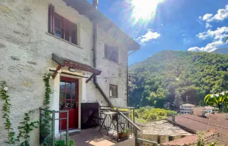 Casa Lulu - Maison 150 m² avec jardin à Pornassio : photo 2