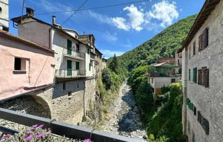 Casa Lulu - Maison 150 m² avec jardin à Pornassio : photo 8